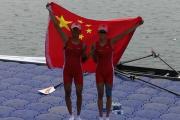 华体会体育-乌克兰选手在赛艇比赛中夺冠