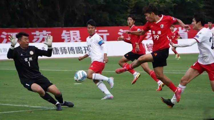 国内足球重磅比赛：球队技战术完美奏效胜利的简单介绍