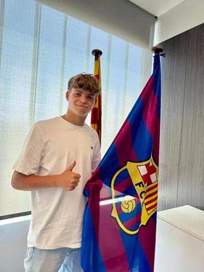 年轻球员崭露头角，法甲联赛崛起新星