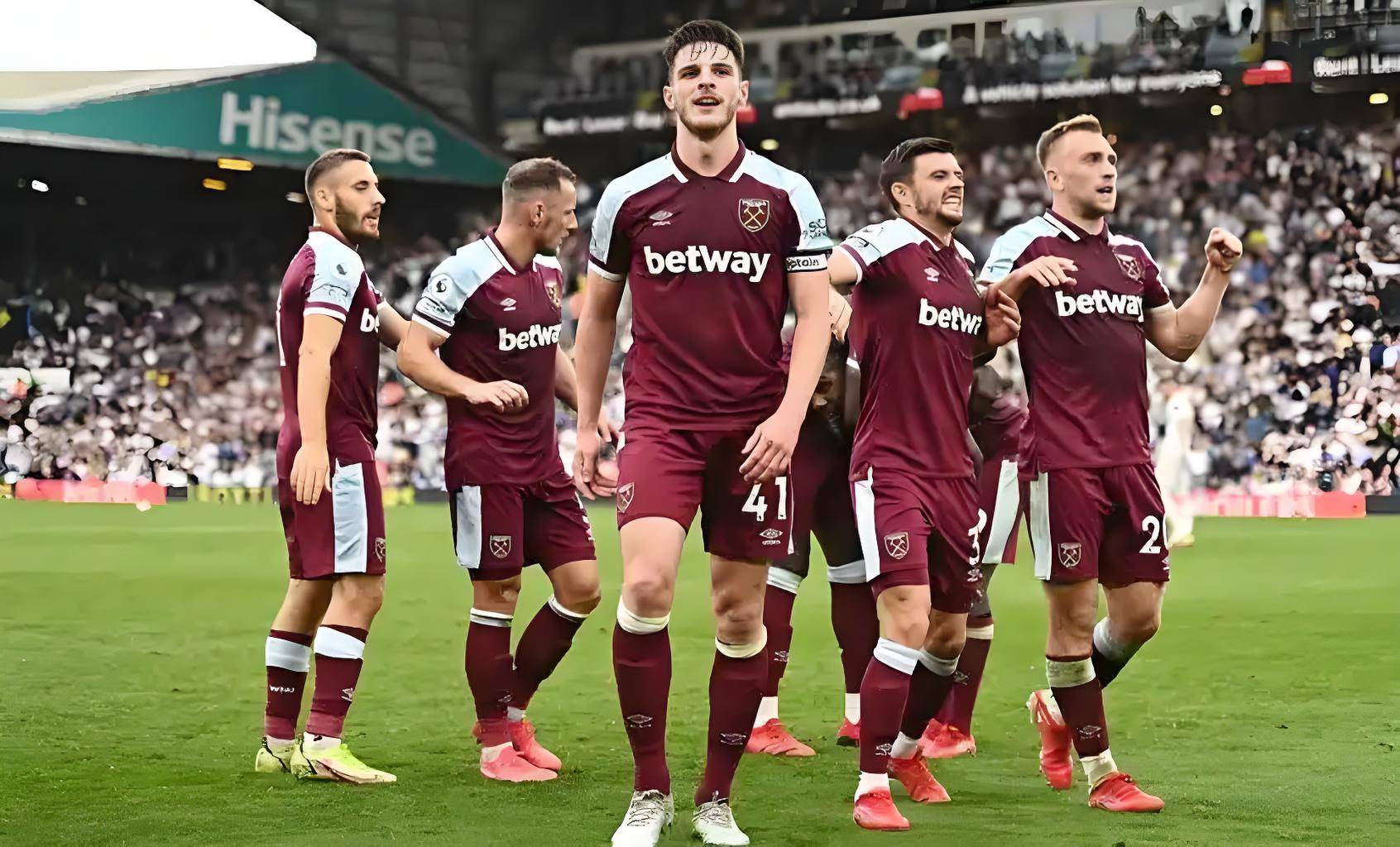 狼队主场不敌西汉姆联,陷入低迷期 狼队主场不敌西汉姆联,陷入低迷期