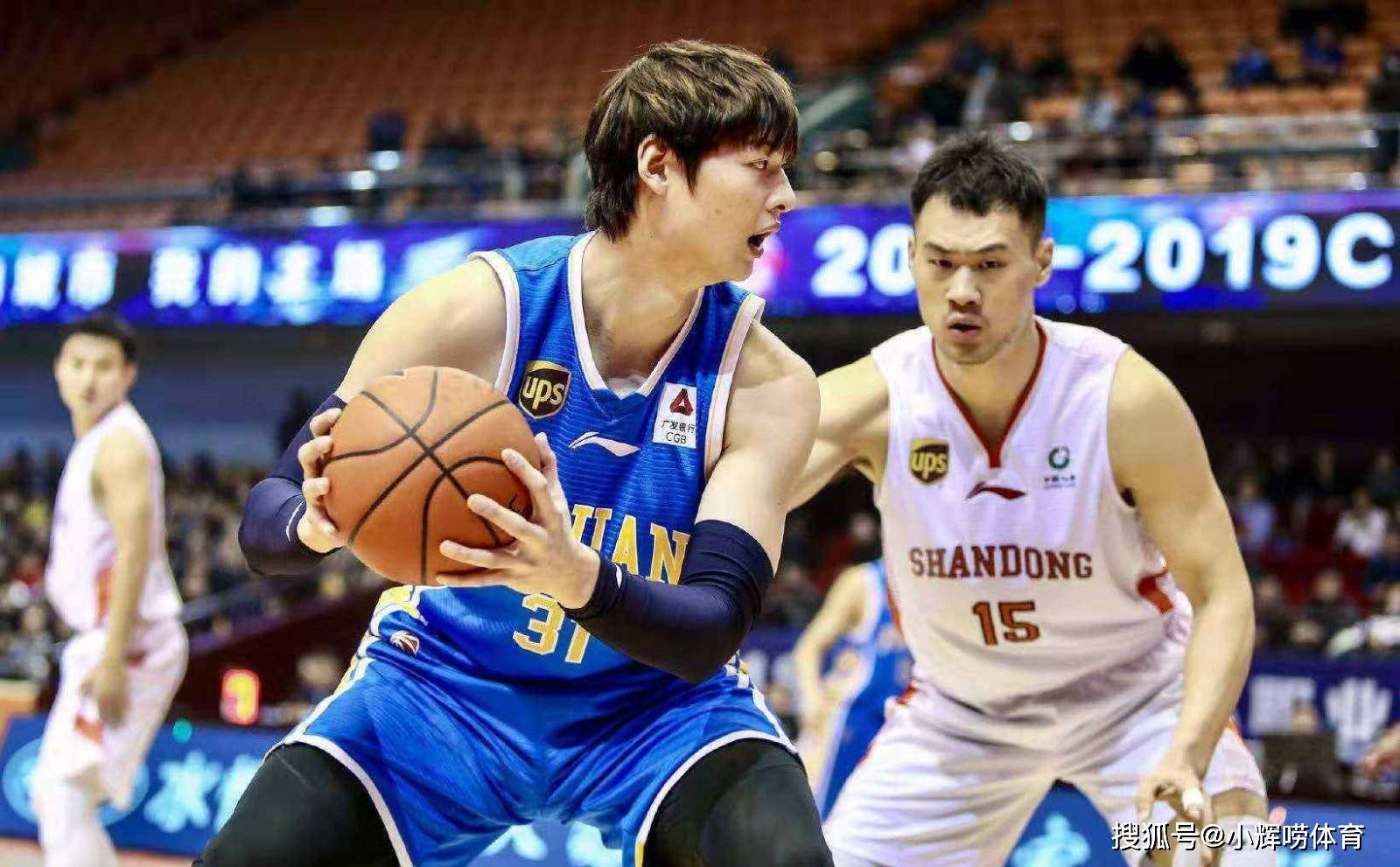 山东擎旗卫冕,球队成绩不尽人意 山东擎旗卫冕,球队成绩不尽人意