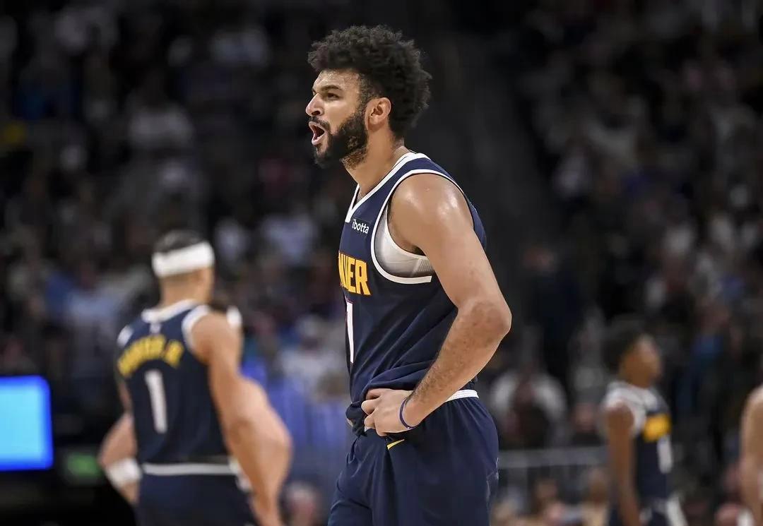 关于掘金后卫突破自我,成为关键得分手的信息 关于掘金后卫突破自我,成为关键得分手的信息