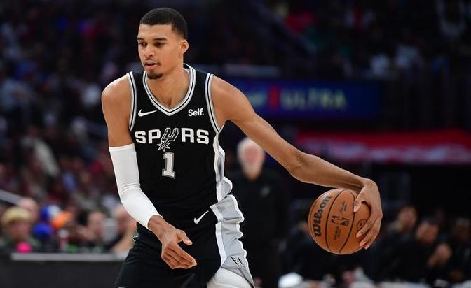 步行者不敌马刺遭遇败北 步行者不敌马刺遭遇败北